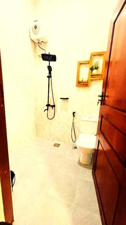 Bed and Breakfast Safi House Boma la Ngombe Экстерьер фото