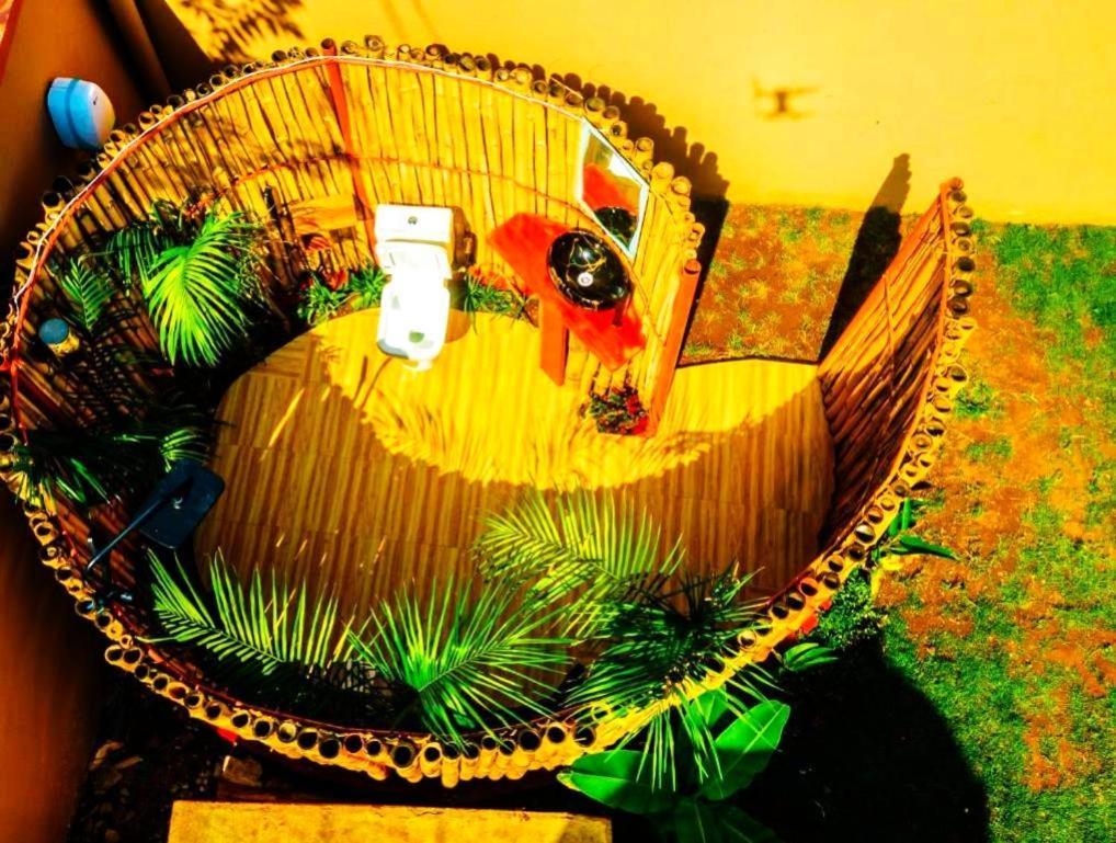 Bed and Breakfast Safi House Boma la Ngombe Экстерьер фото